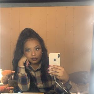 Meet your Posher, Brielle